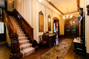 places to stay in hartford Silas W Robbins House
