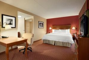bargain hotels hartford Hampton Inn & Suites Hartford/East Hartford