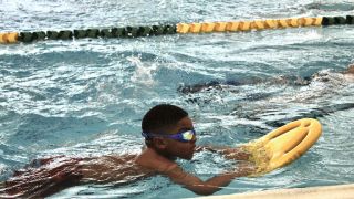 baby swimming school new haven Makos Aquatics Recreation LLC