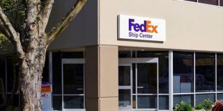 ship building stamford FedEx Ship Center